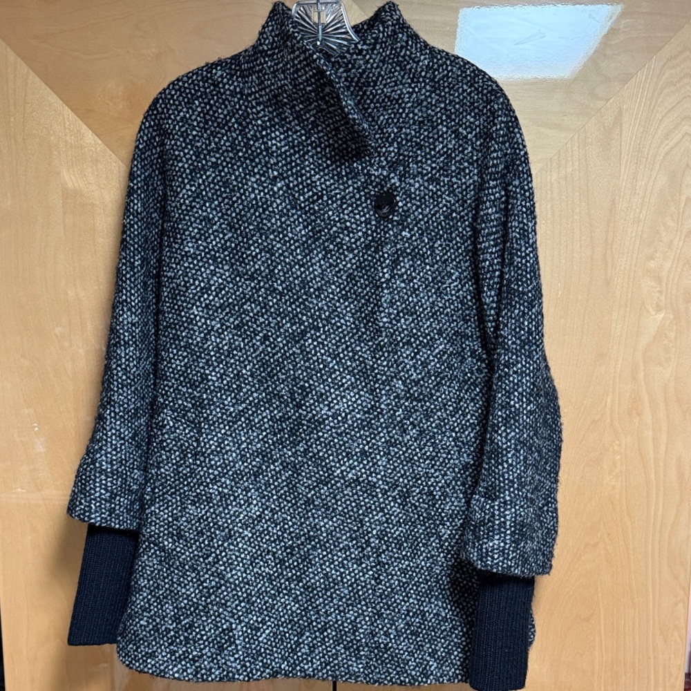 Calvin Klein Coat- black and white tweed